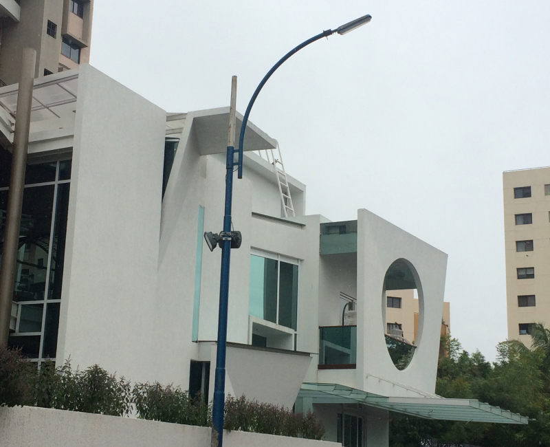 Slanting wall